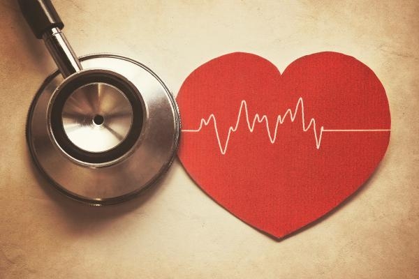 آیا کلسترول بالا خطری برای سلامتی قلب است؟